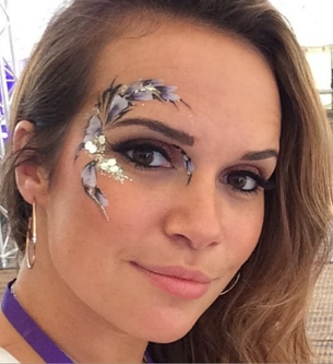 Fun face glitter for High Schools in St. Louis Missouri